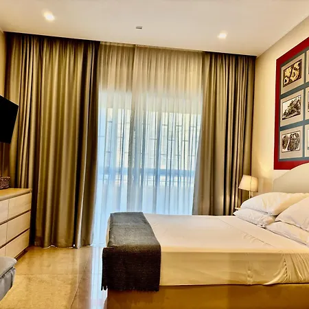 Mdc Luxury 3* Неаполь