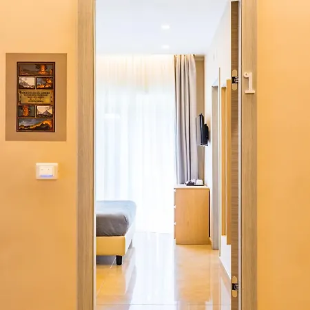 Mdc Luxury Napoli
