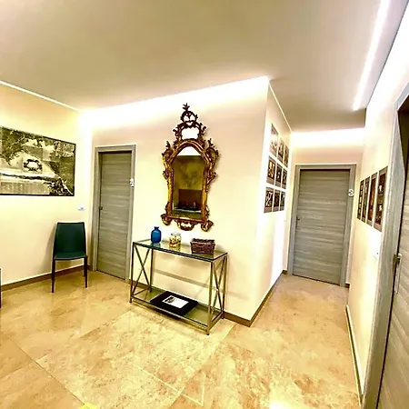 Mdc Luxury Apartamento Nápoles