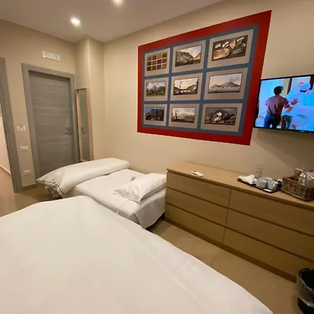 Mdc Luxury * Naples
