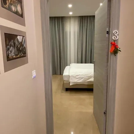 Mdc Luxury 3* Неаполь