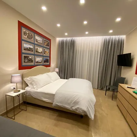 Mdc Luxury Apartament Neapol