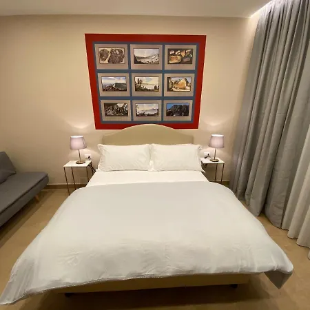 فندق مبيت وإفطار Mdc Luxury نابولي