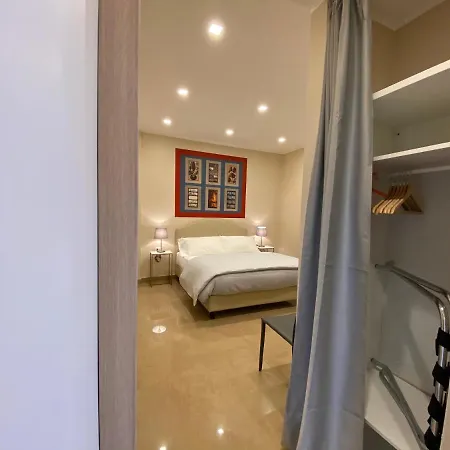 住宿加早餐酒店 Mdc Luxury 那不勒斯