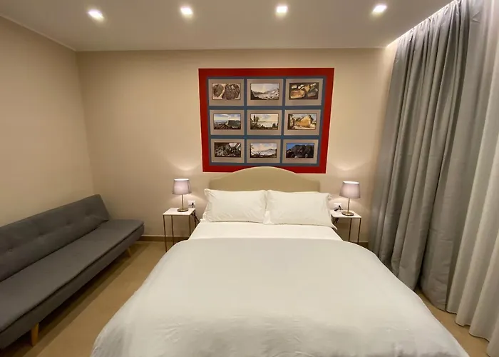 Mdc Luxury 3* Napoli