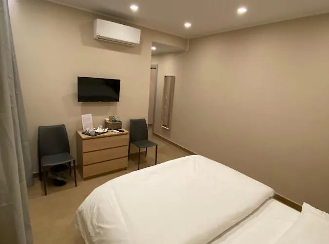 Mdc Luxury 3* Napoli